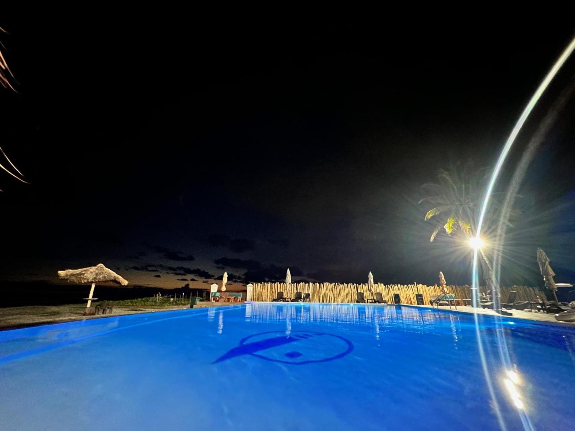 Hotel Tesoro Beach San Luis La Herradura エクステリア 写真