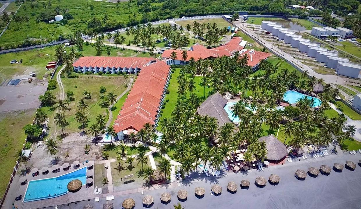 Hotel Tesoro Beach San Luis La Herradura エクステリア 写真