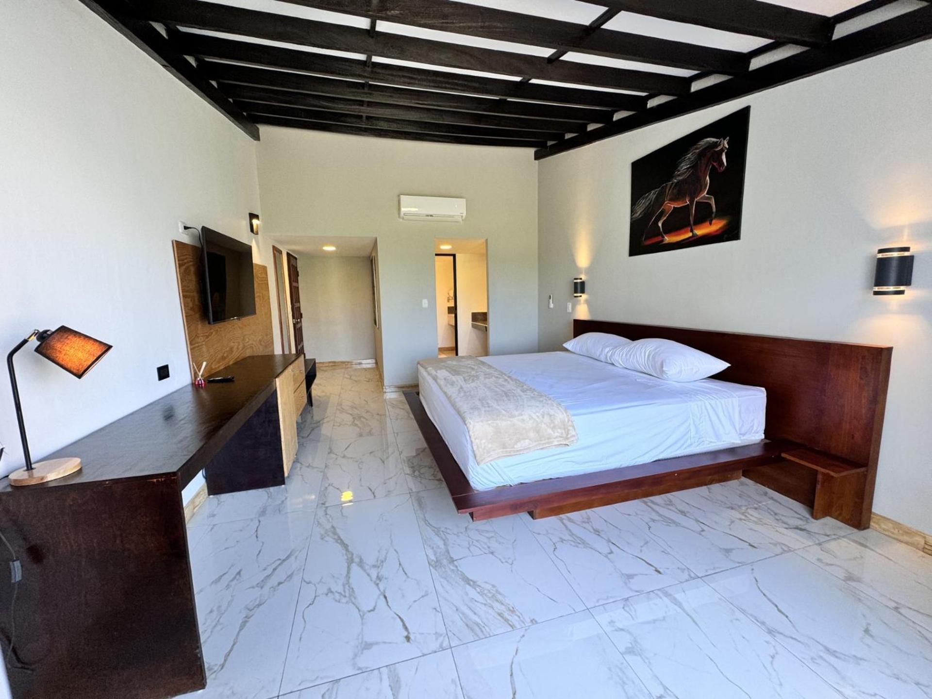 Hotel Tesoro Beach San Luis La Herradura エクステリア 写真